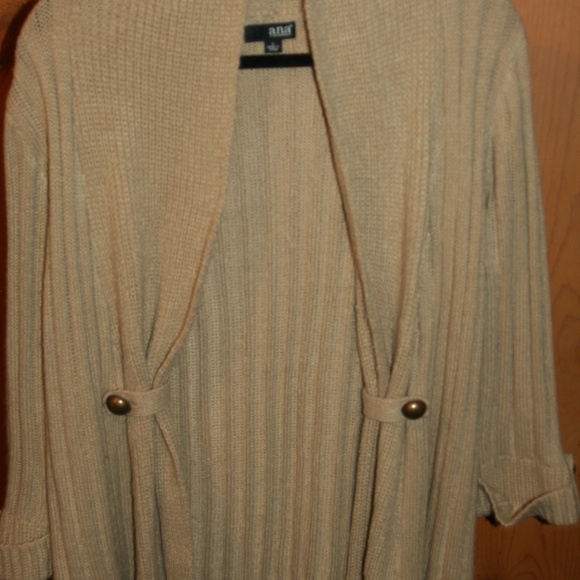 a.n.a Over the shoulders tan sweater - Picture 3 of 5
